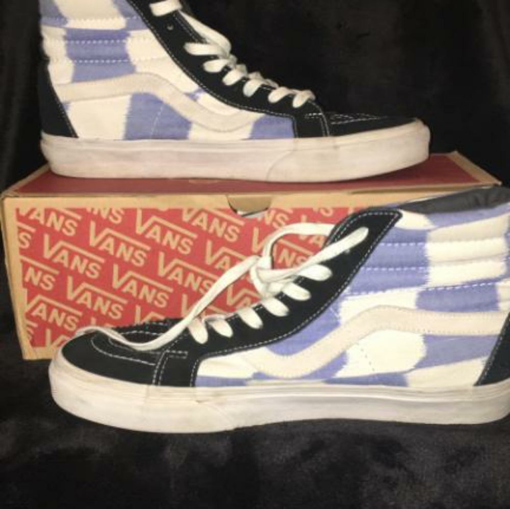 Vans - High Top - Blue, Black and White